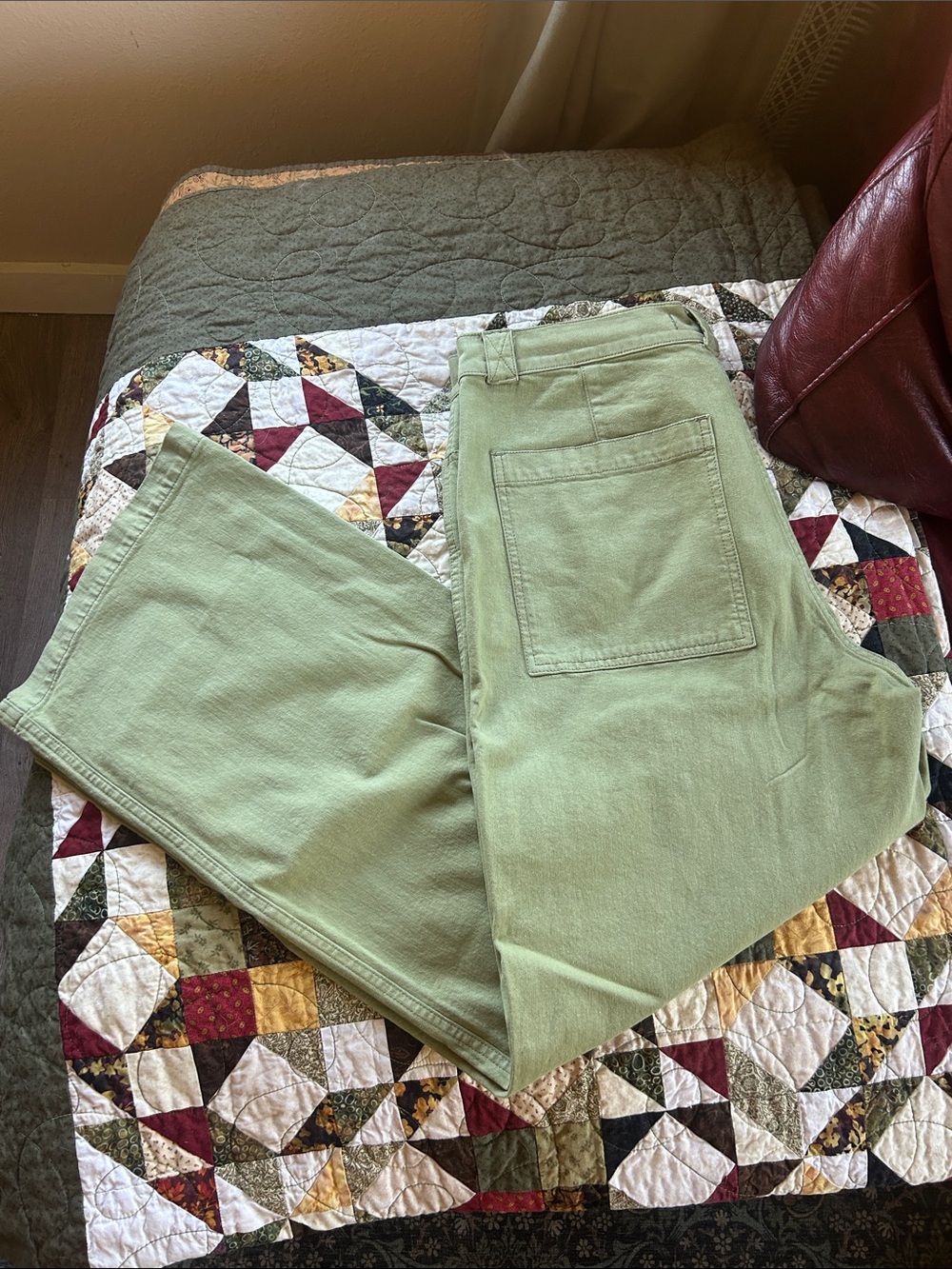 Madewell Emmett Wide-Leg Pants Green Waist 31. NWOT.